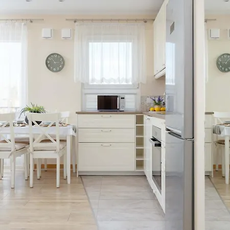 Sloneczny Z Pieknym Widokiem Klimatyzacja Renters