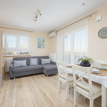 Sloneczny Z Pieknym Widokiem Klimatyzacja Renters Apartment *